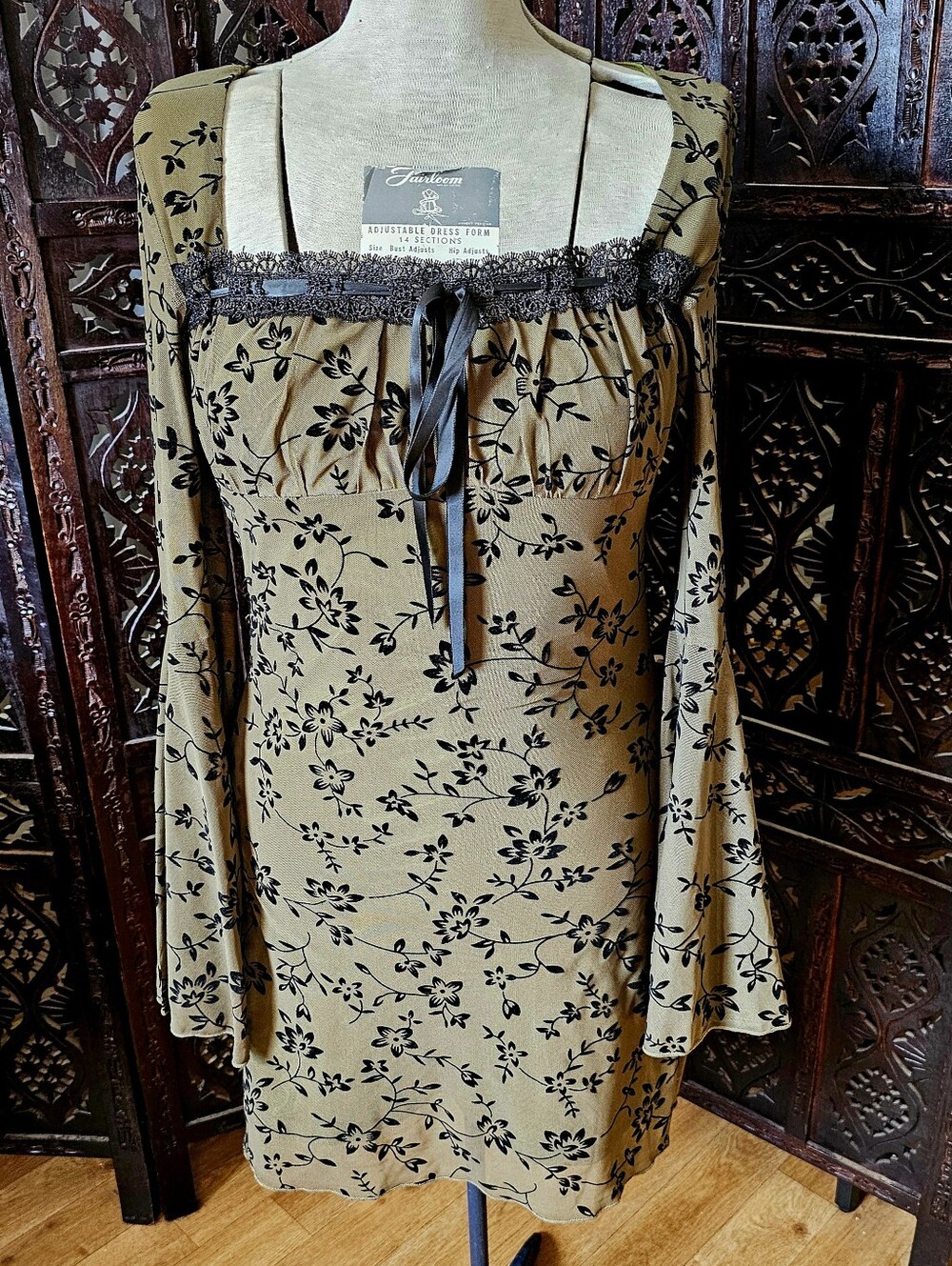 SHEIN Olive Green Long Sleeve Floral Lace-Trim Mini Dress